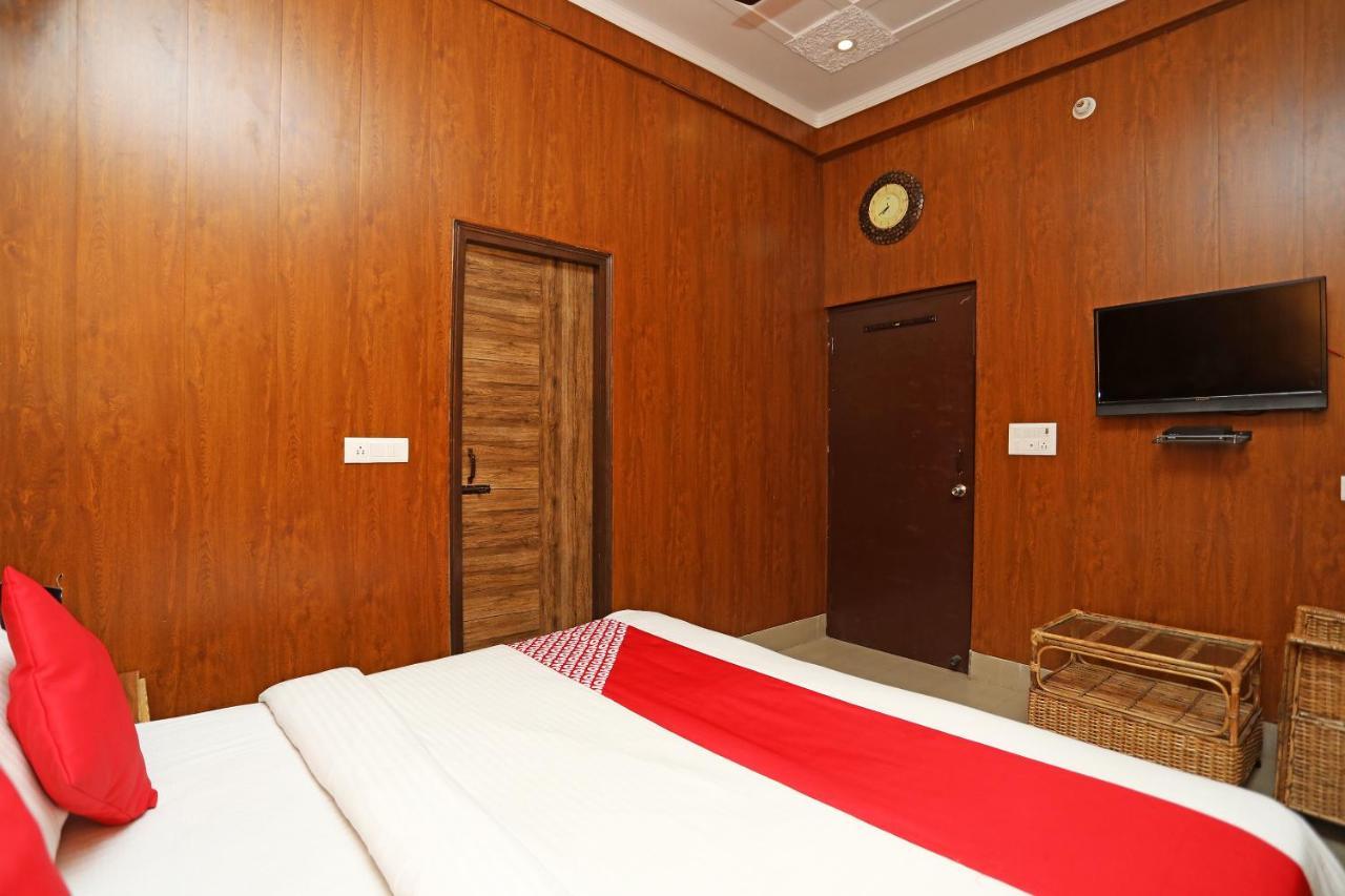 Hotel Saptrishi Rishīkesh Exterior foto