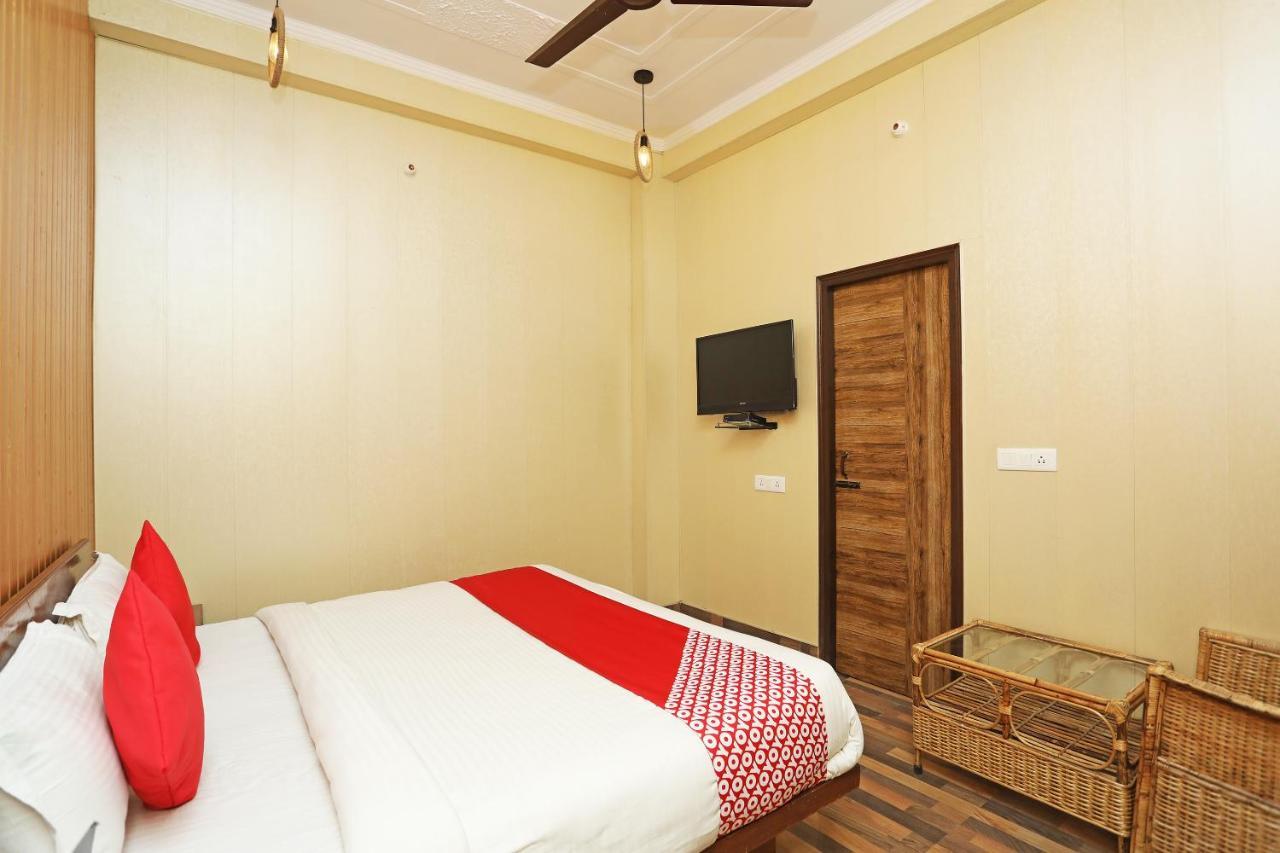 Hotel Saptrishi Rishīkesh Exterior foto